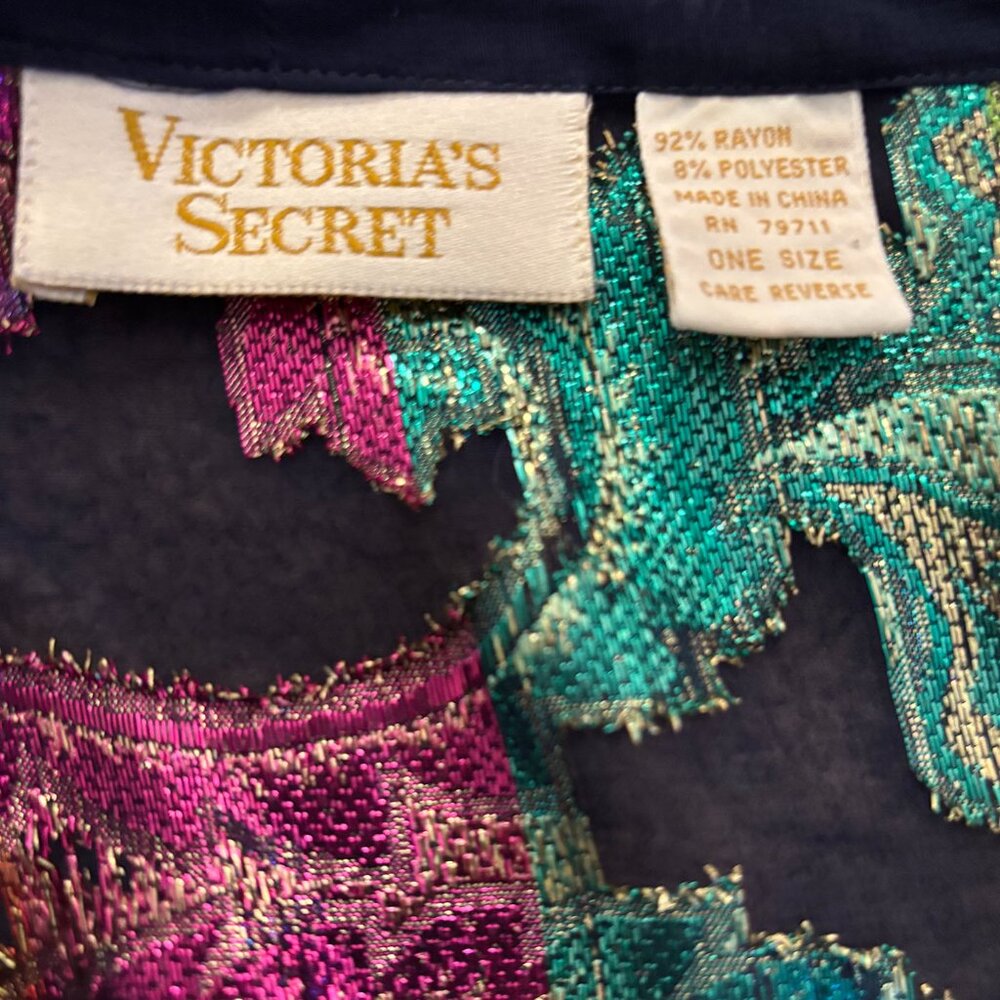Victoria’s Secret. Vintage. Sheer Kimono-style Robe. - Picture 7 of 7